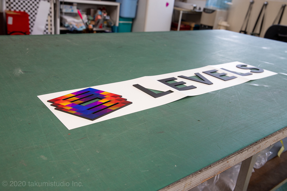 アクリル切り文字